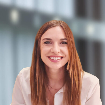 Portrait photo of Nicole