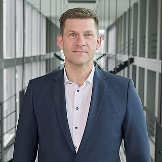 Carsten Theurer, Finanzvorstand